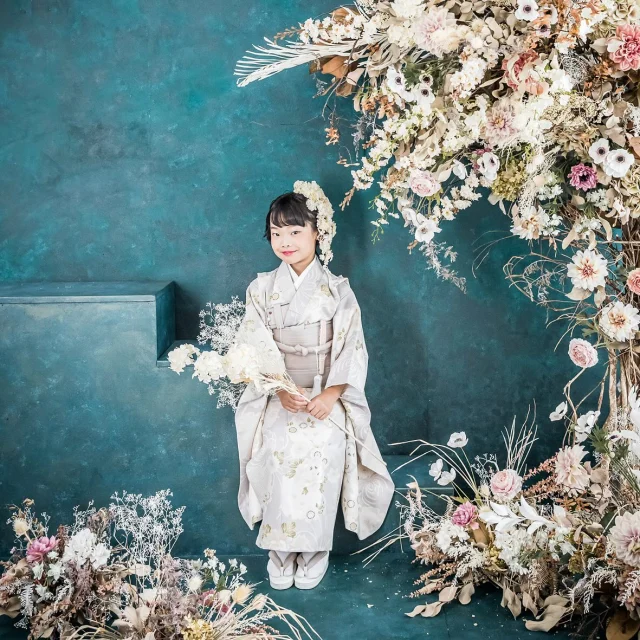 七五三、そろそろ準備の季節です。
１年の中でも、とびきり特別な日。
お子さまの「今」を、未来に残しませんか？

秋はご予約が集中するため、
「今」からのご相談・お問い合わせがオススメです✨
「どんな場所で撮影できる？」
など、どんな事でもお気軽にご相談ください💕

ご予約・ご相談はプロフィールのリンクからどうぞ

#七五三 #七五三前撮り #七五三写真 #子ども写真館 #家族写真 #成長の記録 #photosekostudio
#名古屋ママ #愛知ママ #フォトスタジオ名古屋 #名古屋フォトスタジオ #名古屋写真館 #写真館名古屋 #大須写真館 #ベビフル #photostudio #photostudionagoya #nagoyaphotostudio